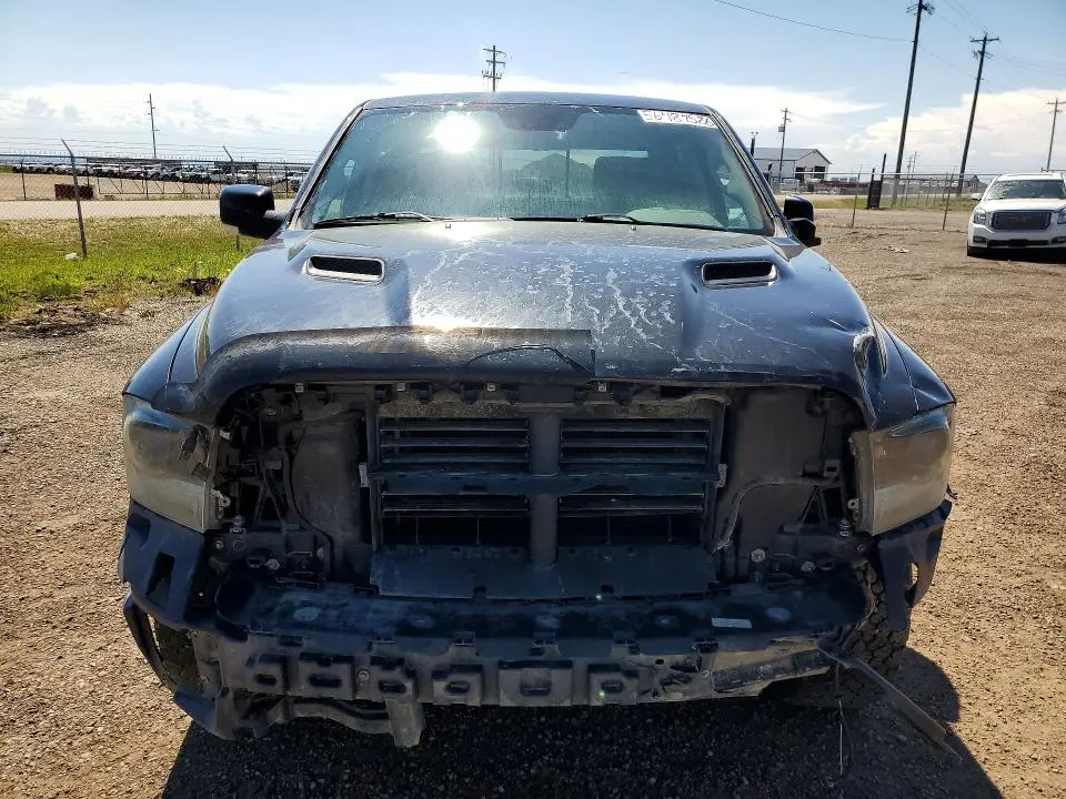 2015 RAM 1500 SPORT  