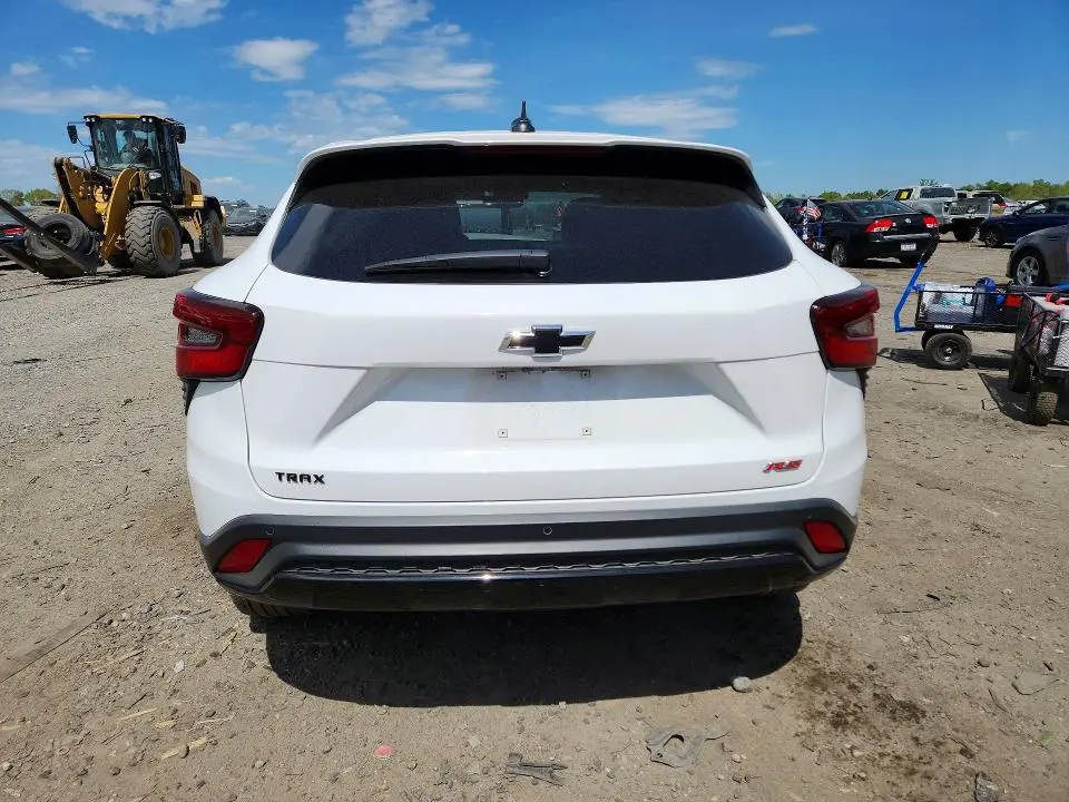2025 CHEVROLET TRAX 1RS  