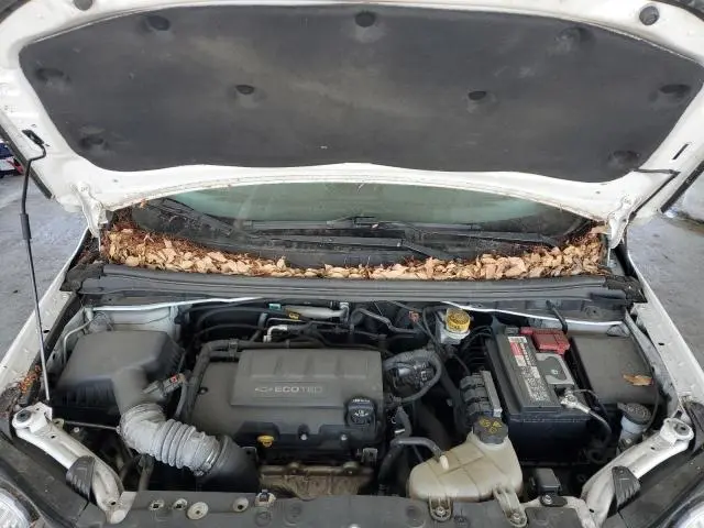 2016 CHEVROLET SONIC LT  