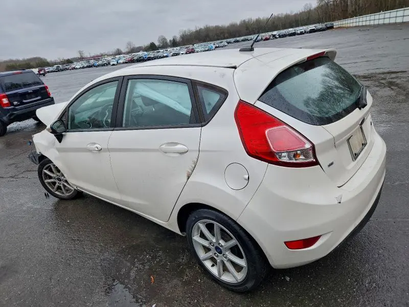 2016 FORD FIESTA SE  