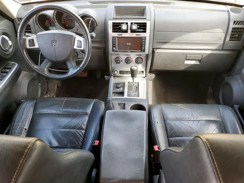 2011 DODGE NITRO SHOCK  