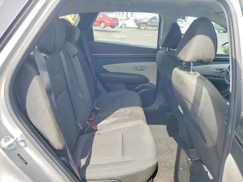 2023 HYUNDAI TUCSON SE  