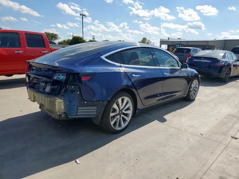 2018 TESLA MODEL 3   