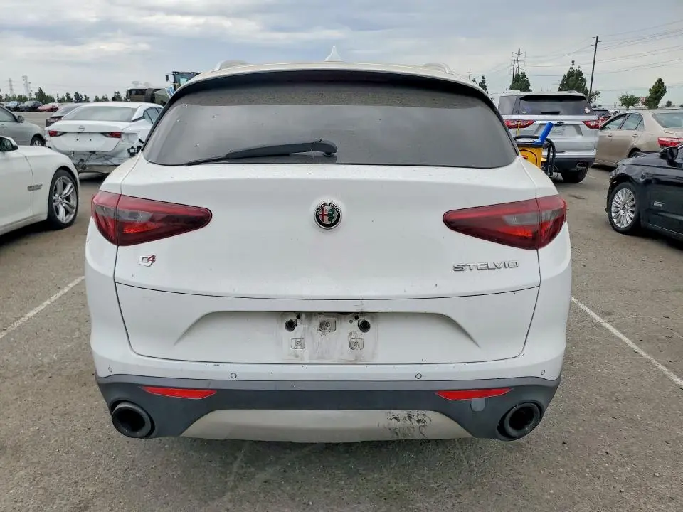 2018 ALFA ROMEO STELVIO   