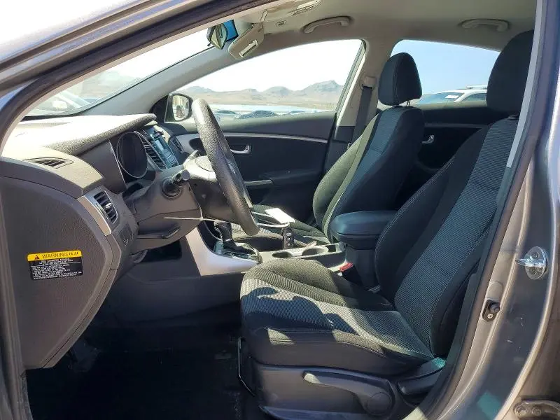 2017 HYUNDAI ELANTRA GT BASE  