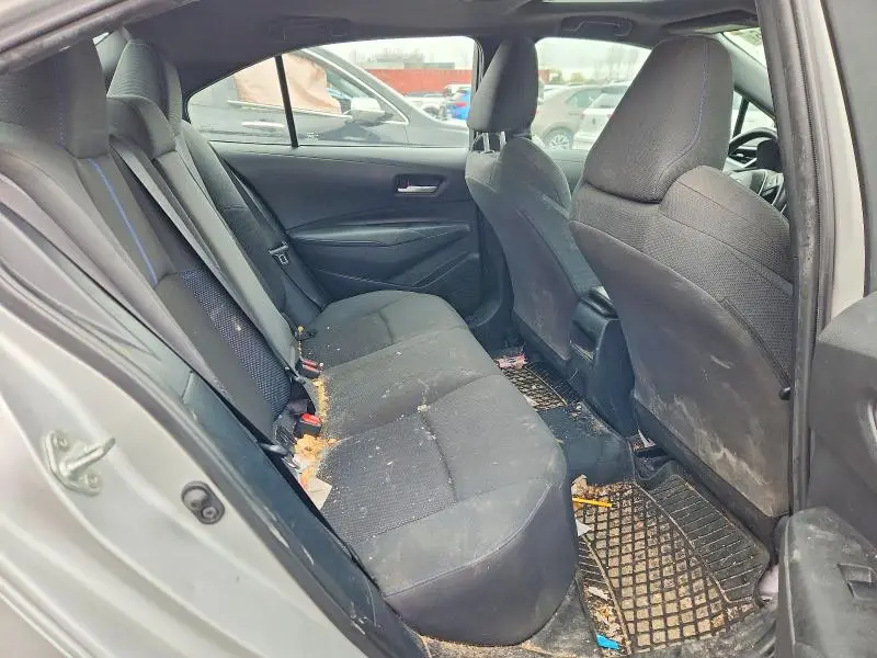 2022 TOYOTA COROLLA SE  