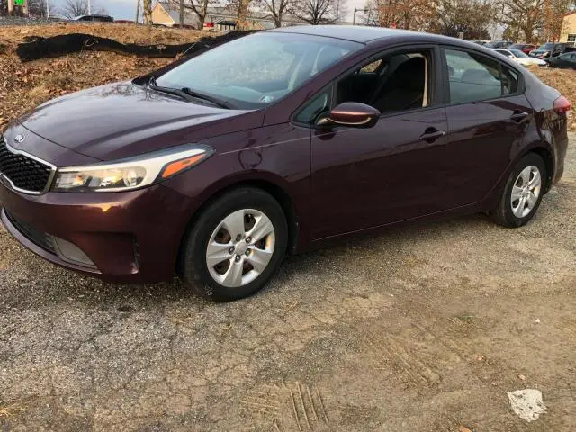 2017 KIA FORTE LX  