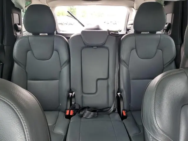 2020 VOLVO XC90 T6 MOMENTUM  