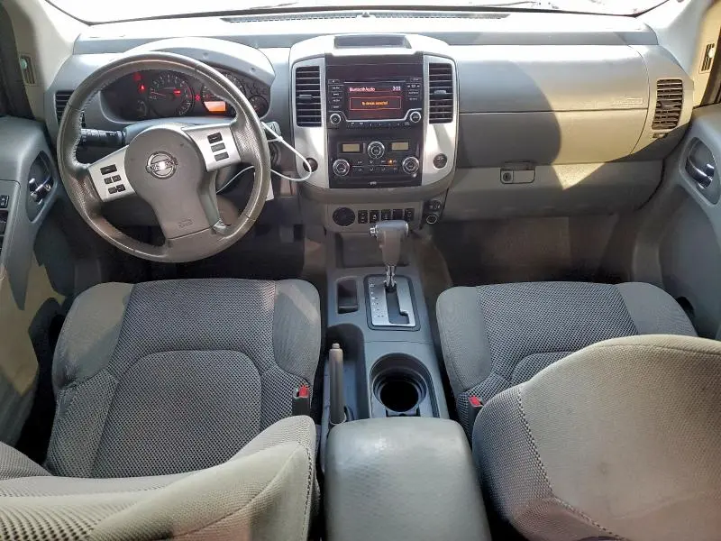 2017 NISSAN FRONTIER S  