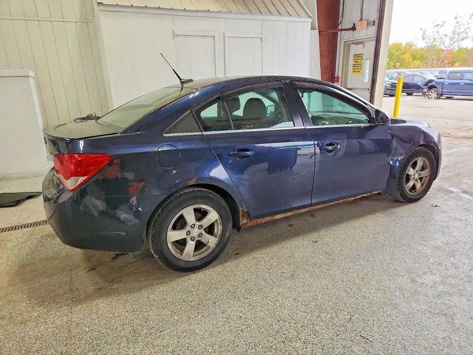 2013 CHEVROLET CRUZE LT  