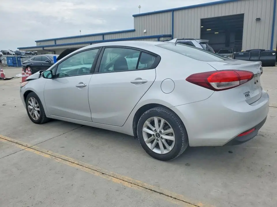 2017 KIA FORTE LX  