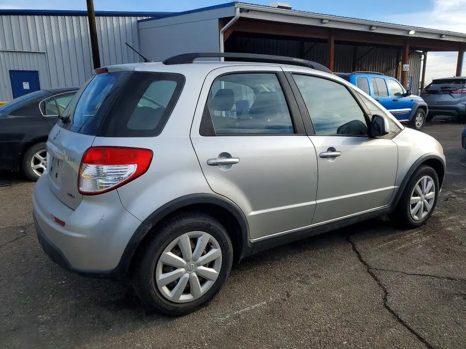 2010 SUZUKI SX4   