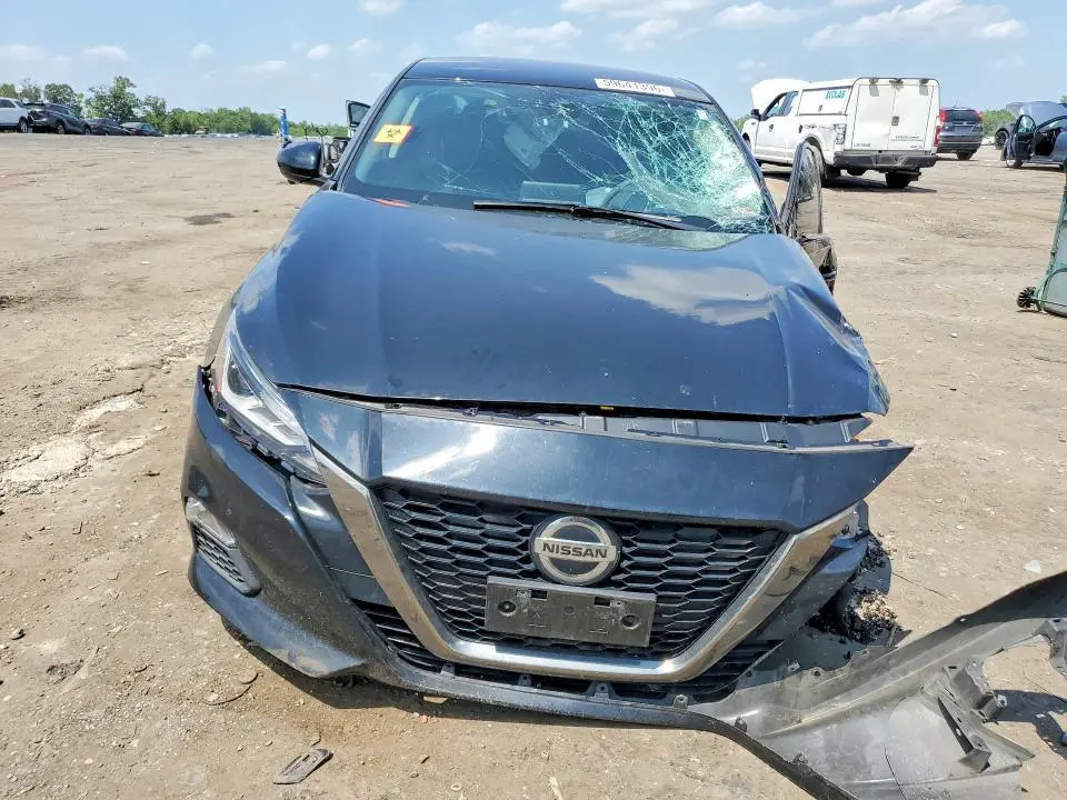 2020 NISSAN ALTIMA SR  