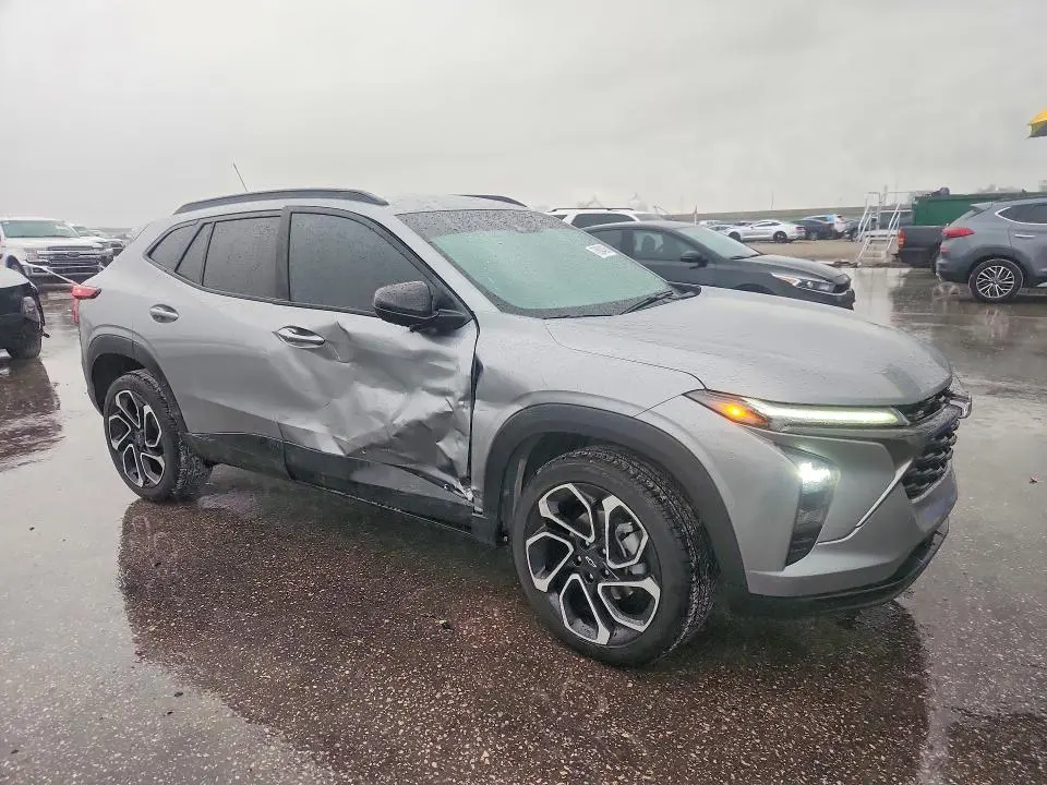 2025 CHEVROLET TRAX 2RS  