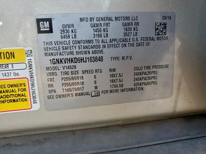 2017 CHEVROLET TRAVERSE LT  