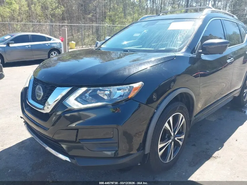 2020 NISSAN ROGUE SV FWD