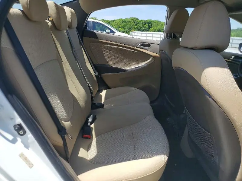 2012 HYUNDAI ACCENT GLS  