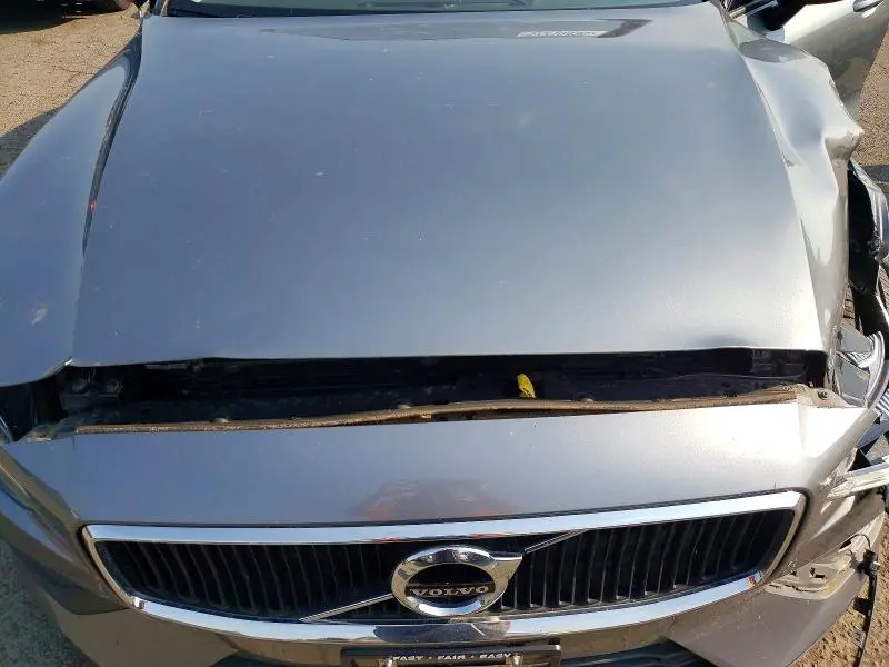 2019 VOLVO S60 T6 MOMENTUM  