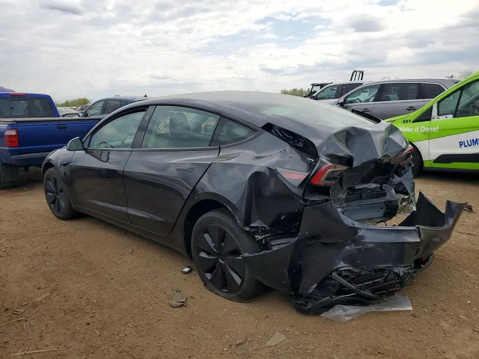 2025 TESLA MODEL 3   