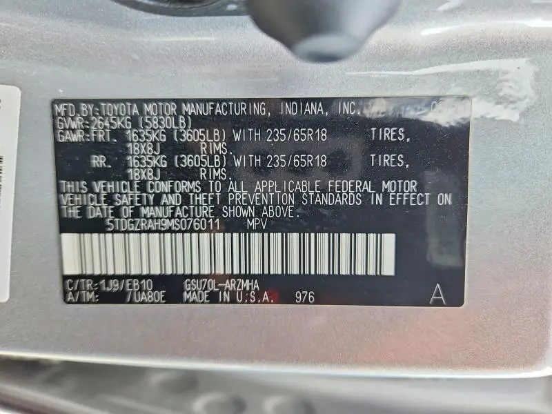 2021 TOYOTA HIGHLANDER XLE  