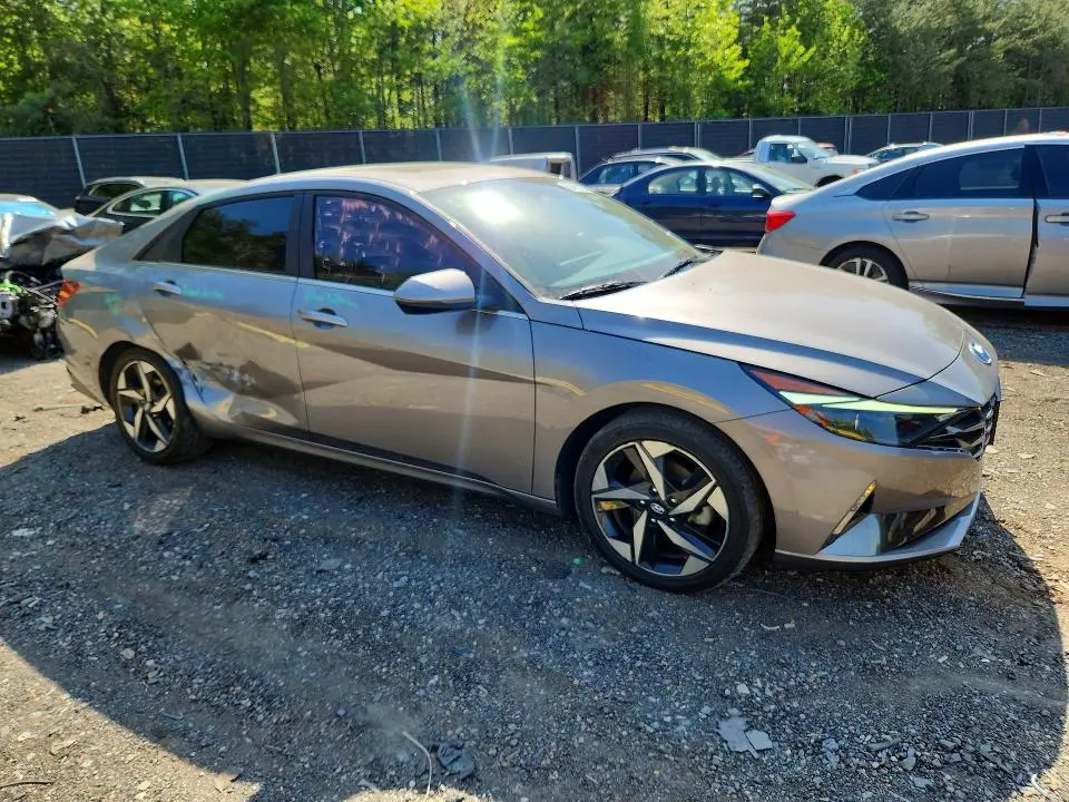 2023 HYUNDAI ELANTRA LIMITED  
