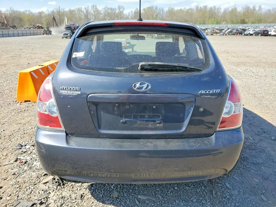 2011 HYUNDAI ACCENT GL  