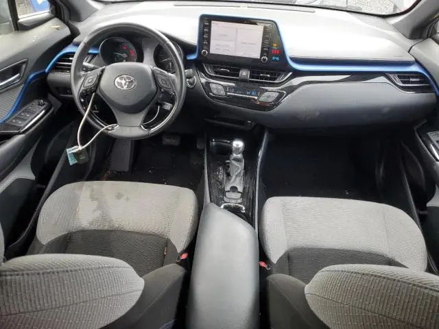 2019 TOYOTA C-HR XLE
