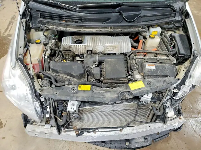 2013 TOYOTA PRIUS ONE  