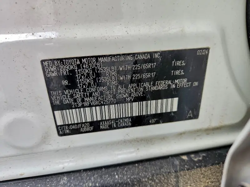2024 TOYOTA RAV4 XLE  