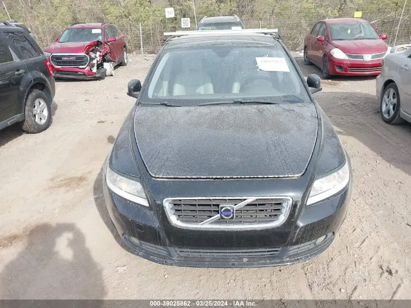 2010 VOLVO S40 2.4I