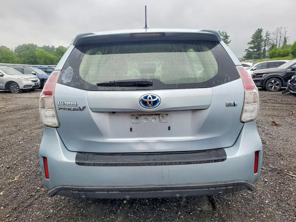 2016 TOYOTA PRIUS V THREE  