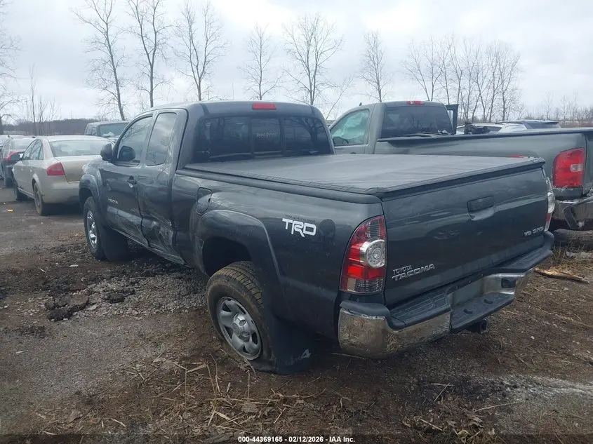 2013 TOYOTA TACOMA BASE V6