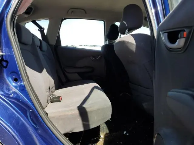 2010 HONDA FIT   
