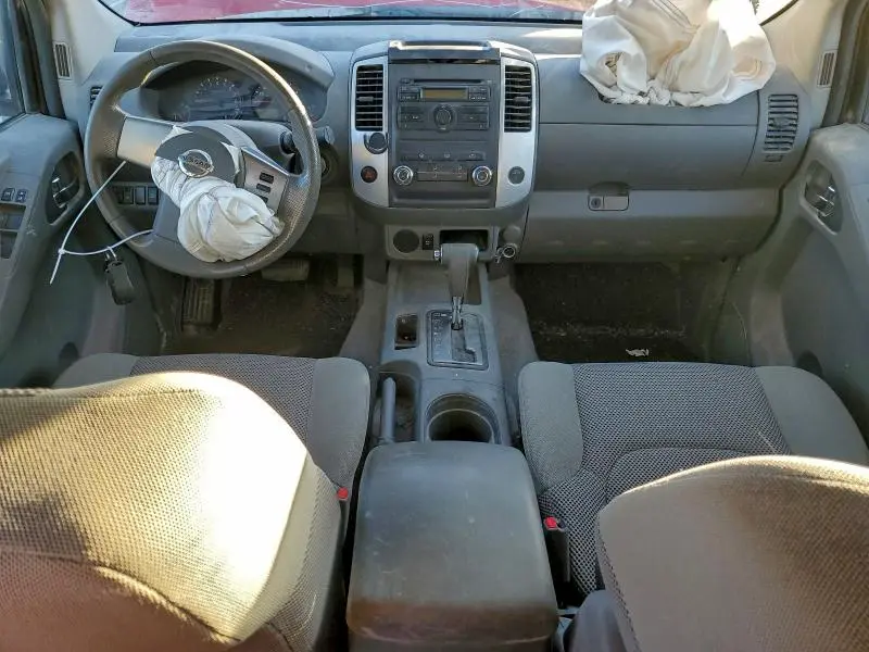 2011 NISSAN FRONTIER S  