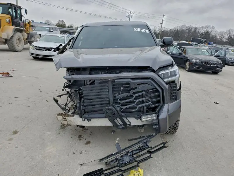 2025 TOYOTA TUNDRA CREWMAX LIMITED  