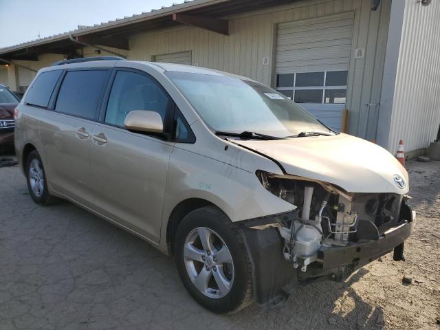 2014 TOYOTA SIENNA LE