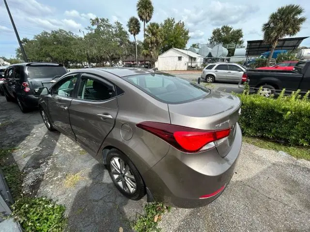 2015 HYUNDAI ELANTRA SE  