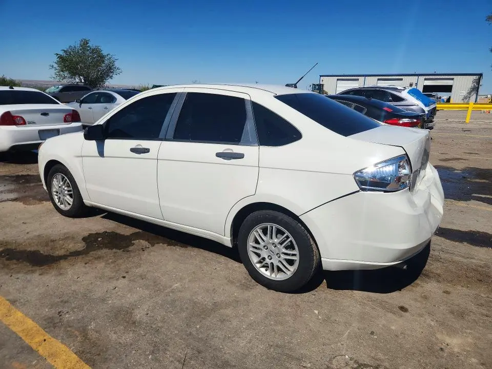2010 FORD FOCUS S  