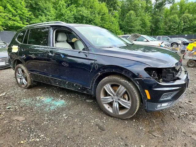 2020 VOLKSWAGEN TIGUAN SE  