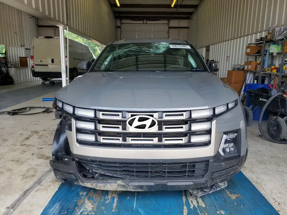 2025 HYUNDAI SANTA CRUZ SE  