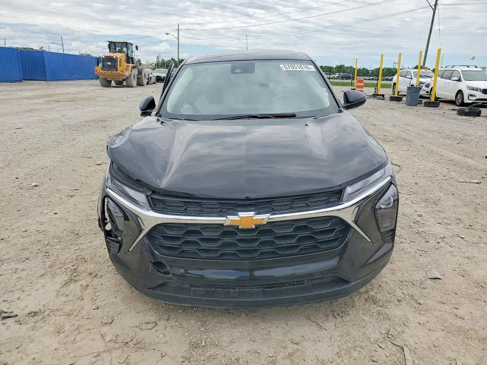 2025 CHEVROLET TRAX LS  