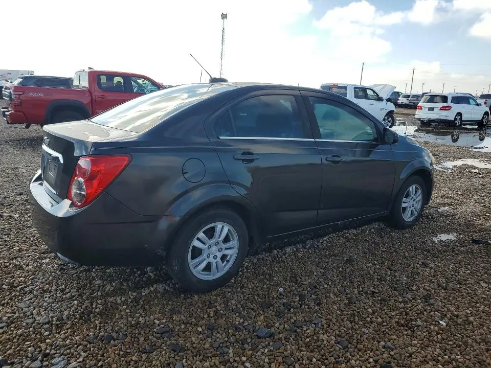 2015 CHEVROLET SONIC LT  