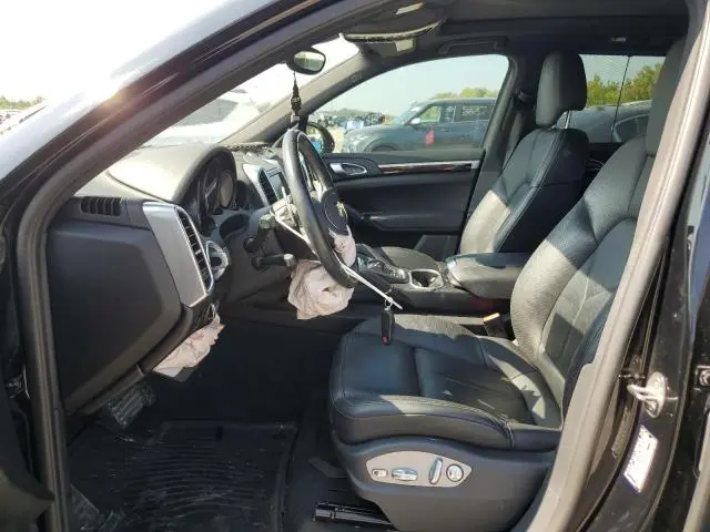 2016 PORSCHE CAYENNE S  