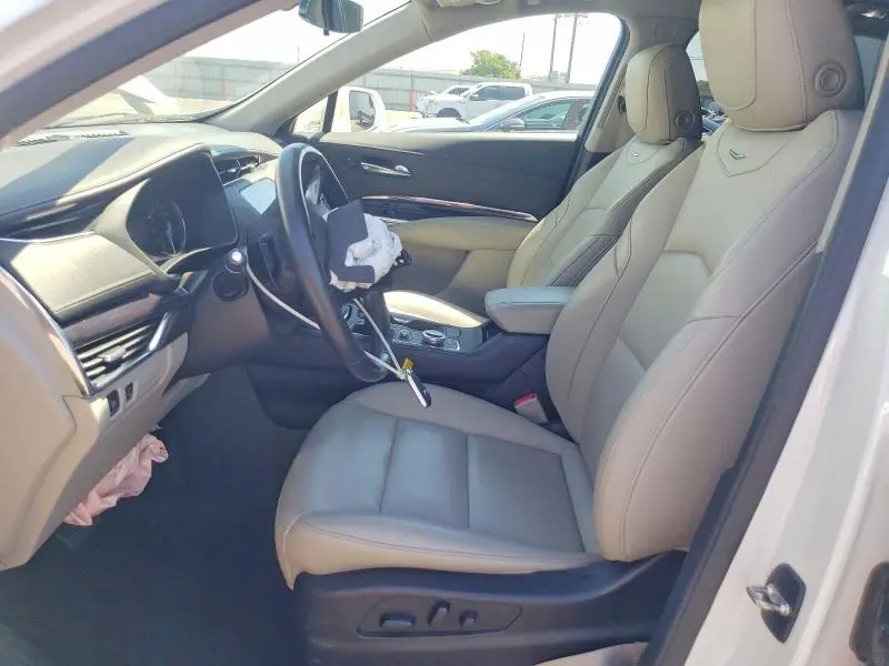 2020 CADILLAC XT4 LUXURY  