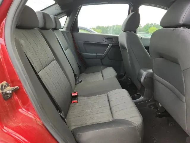2011 FORD FOCUS SE  