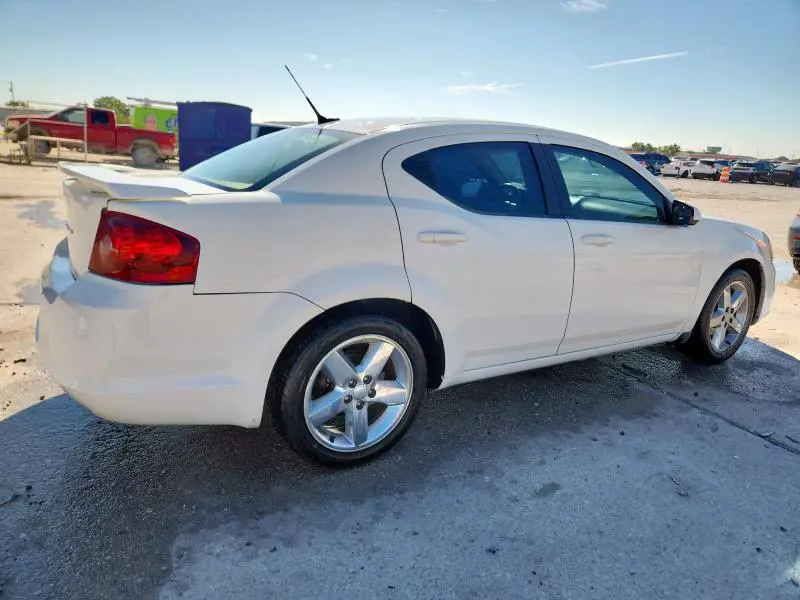 2011 DODGE AVENGER LUX