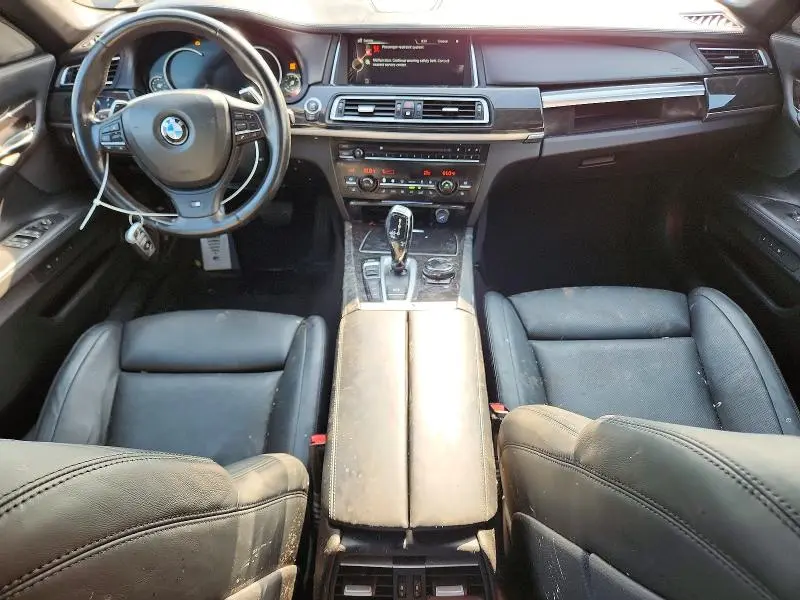 2015 BMW 750 XI  