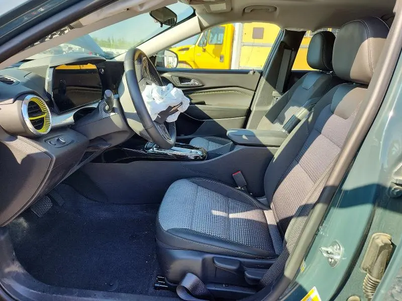 2025 CHEVROLET TRAX 1LT  