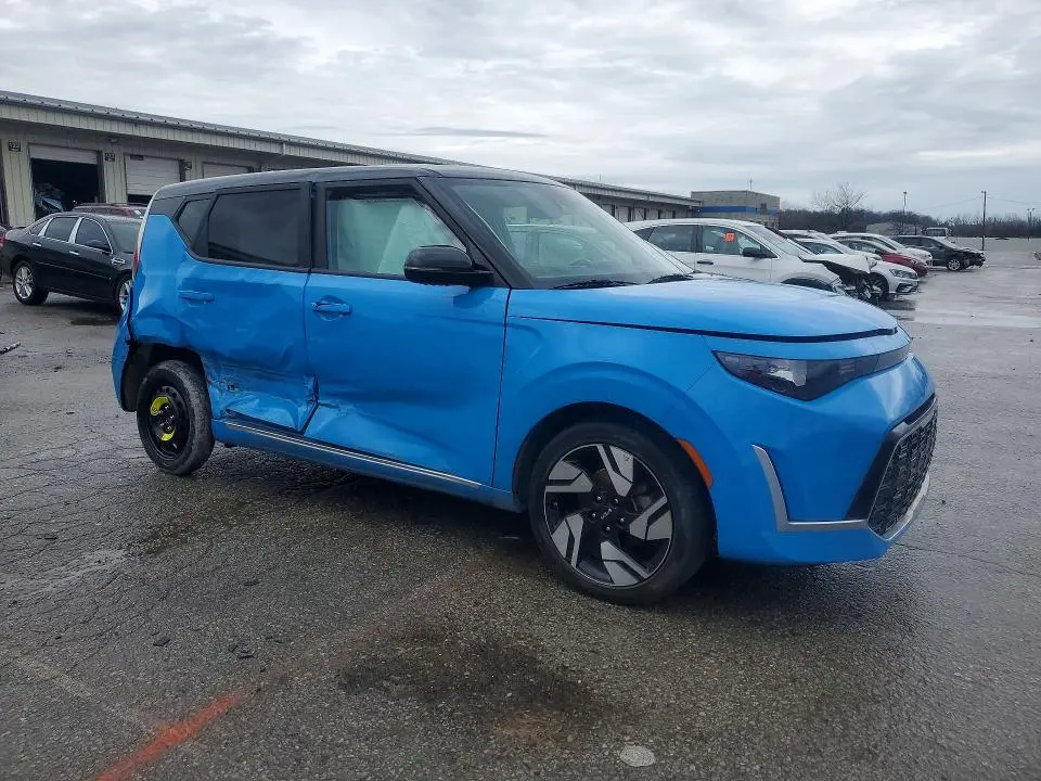 2024 KIA SOUL GT-LINE  