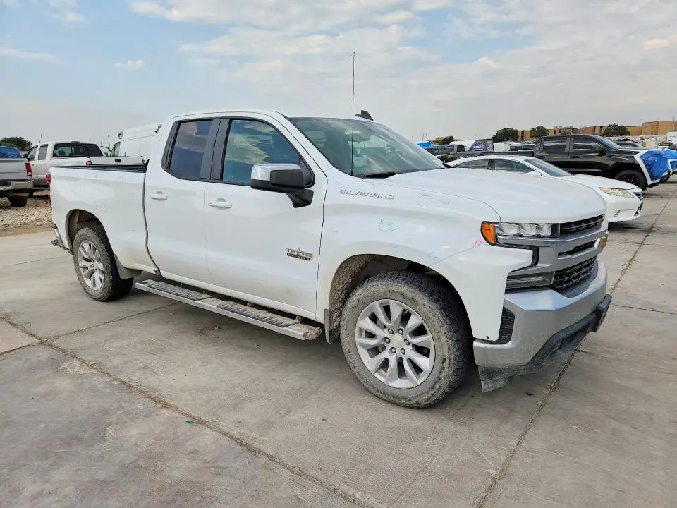 2019 CHEVROLET SILVERADO C1500 LT  